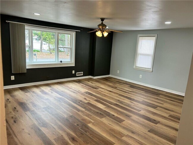 Photo - 89 New York Ave