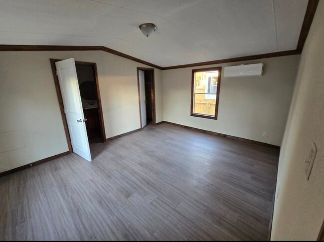 21205 Brazos Dr
