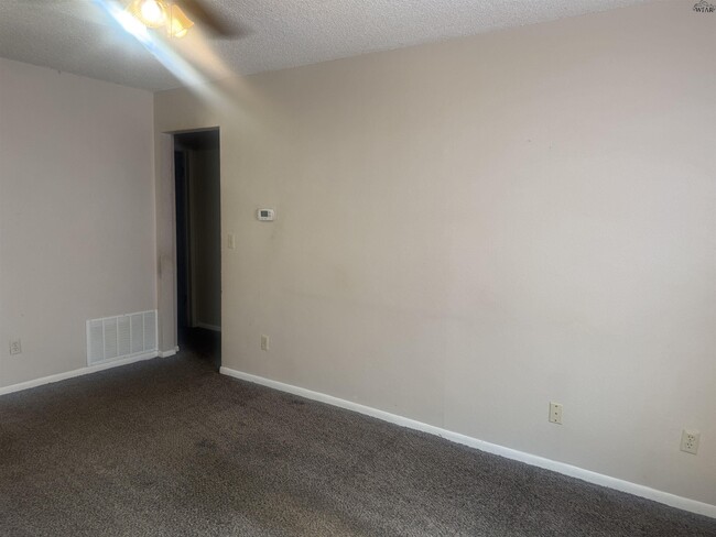 2809 Lavell Ave