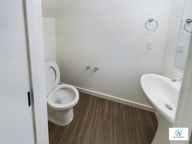 Photo - 268 Cross Way