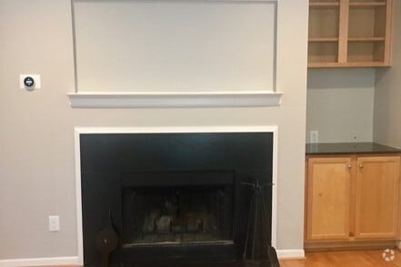 Building Photo - 415 Mather Green Ave Unit J Rental
