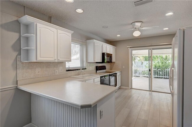 Photo - 7785 W Country Club Blvd Casa