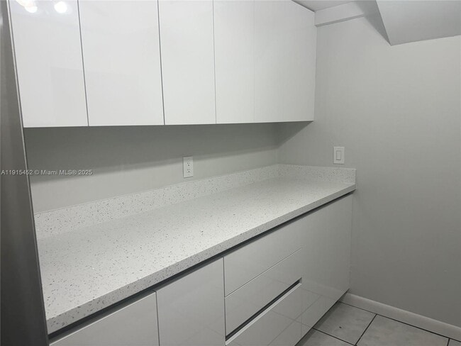 Photo - 1060 Crystal Lake Dr Unit 201