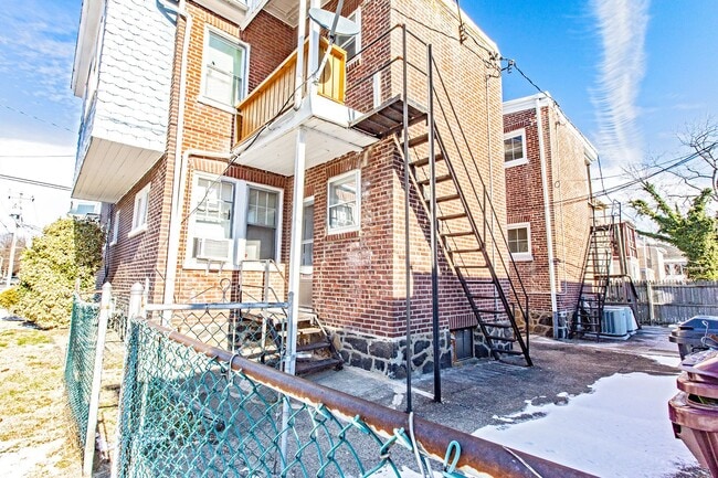 Photo - 1 bedroom, 1 bath - first floor living on a corner property