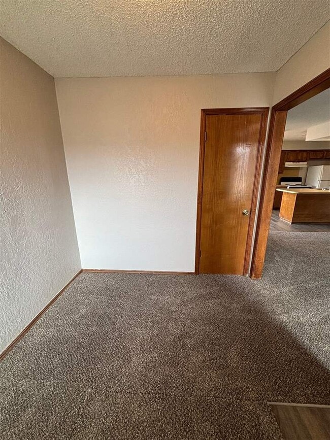 Photo - 901 NE Tortoise Dr