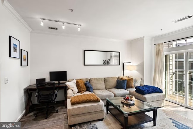 Photo - 2465 Army Navy Dr Unit #204