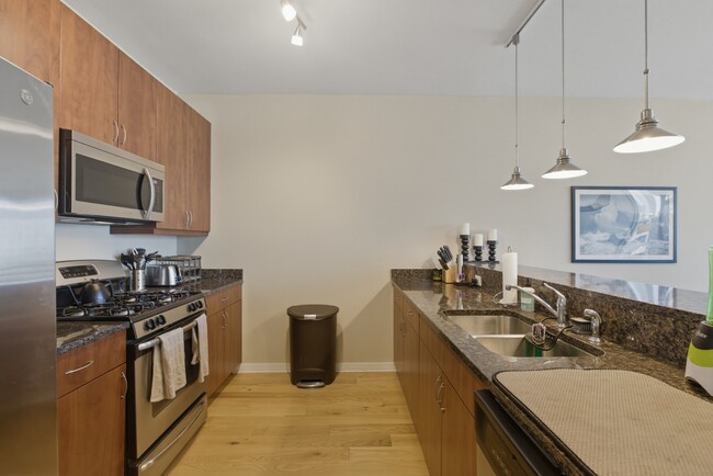 Photo - 757 N Orleans St Unit 0705n