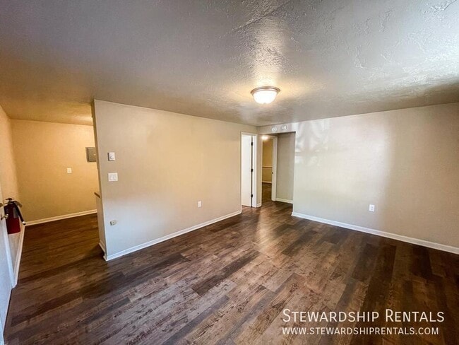 Photo - Ridgewood Apartments