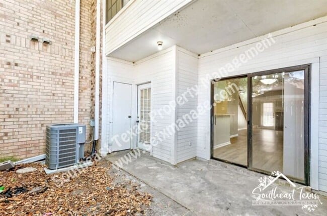 Photo - 1620 Wellington Pl