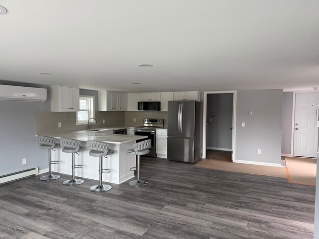 Photo - 4063 Union Rd Unit Front Apartment