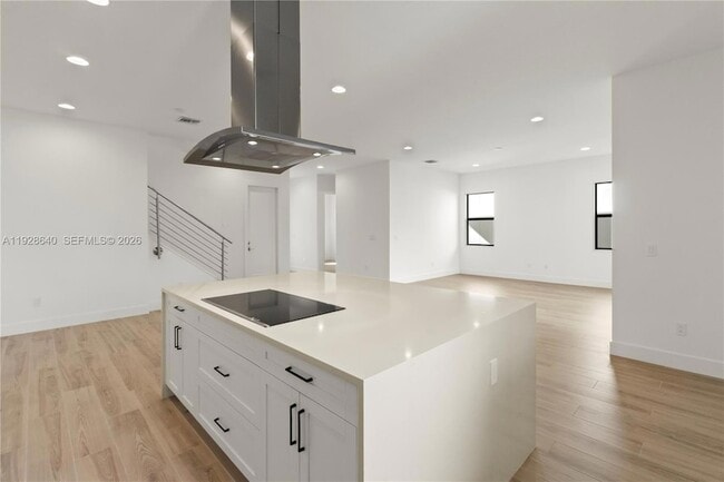 Photo - 1419 SW 23rd St