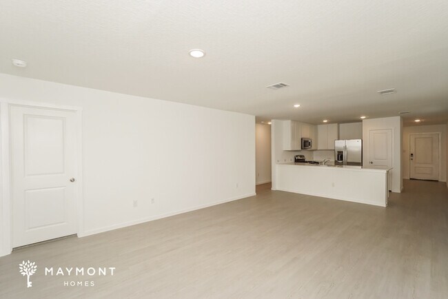 2416 Shady Grv