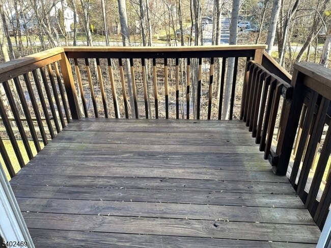 Photo - 332 Carnegie Ct