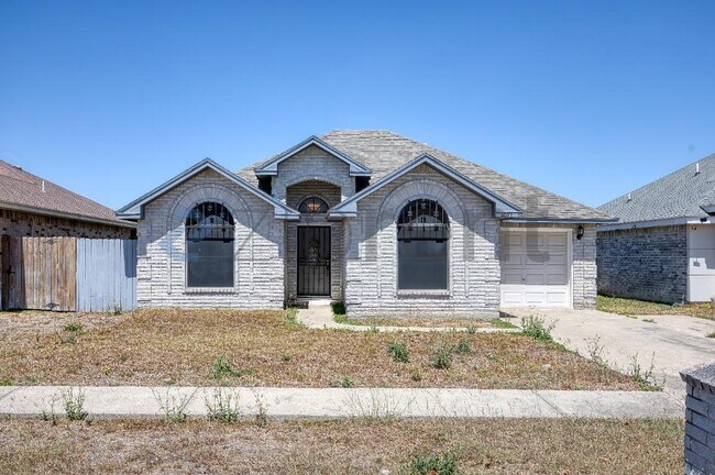 Photo - 6053 Blanco River St