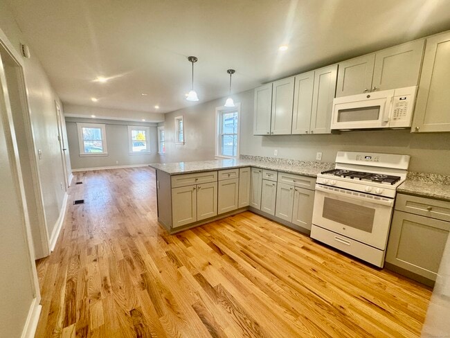 Photo - 109 Churchill St Unit 1st Floor