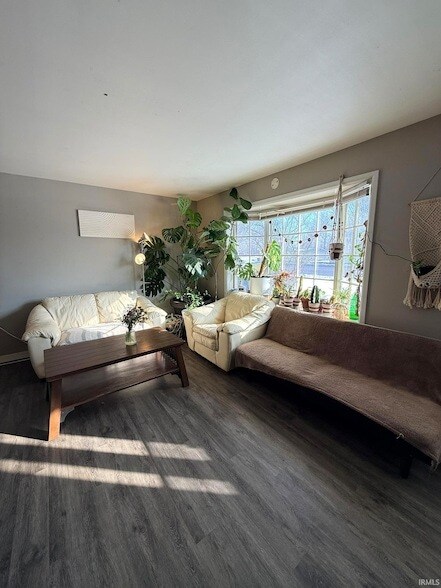 Photo - 640 S Curry Pike