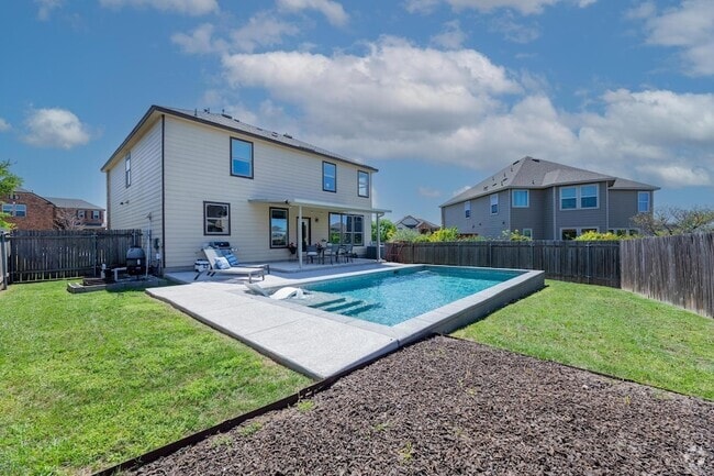Building Photo - 5812 Pescia St Rental