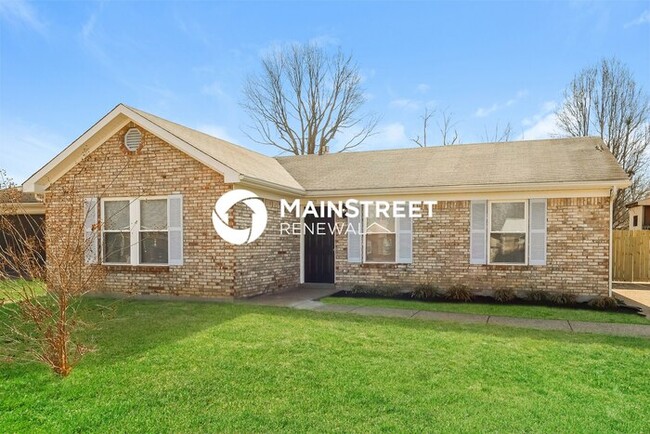 3 Bedroom Pet-Friendly Home in Louisville, KY with Main Street Renewal