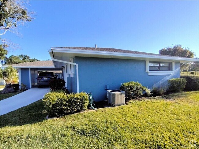 Building Photo - 5211 SE Sea Island Way Rental
