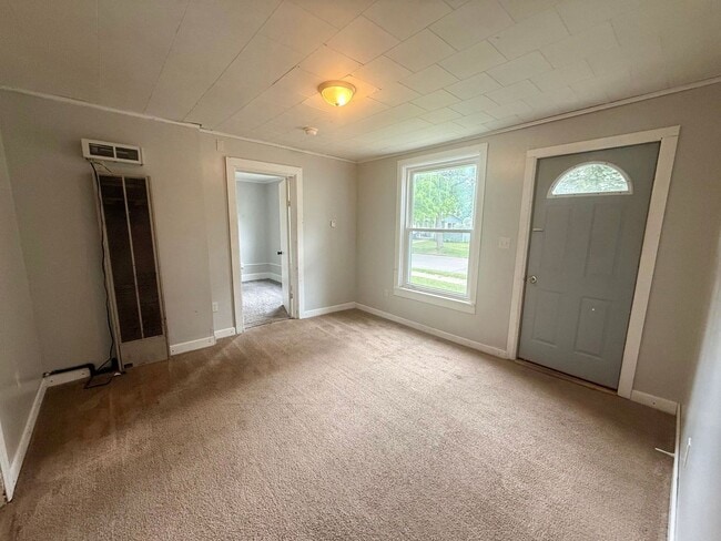 Photo - 2411-2415 Gowen St Unit 2411