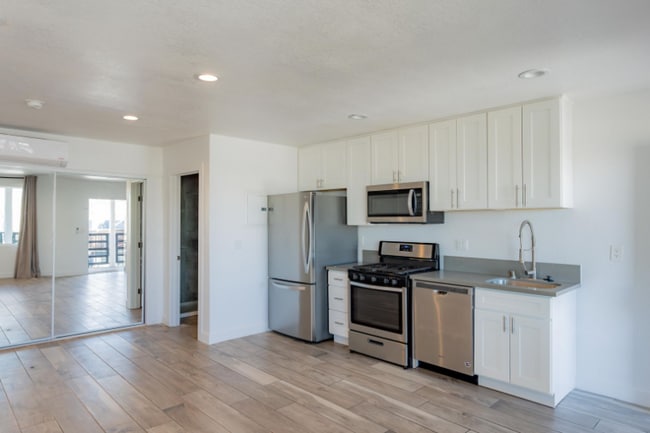 Building Photo - 1400 S Casino Center Blvd Unit 36 Rental