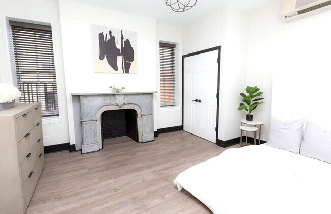 Photo - 930 N Calvert St