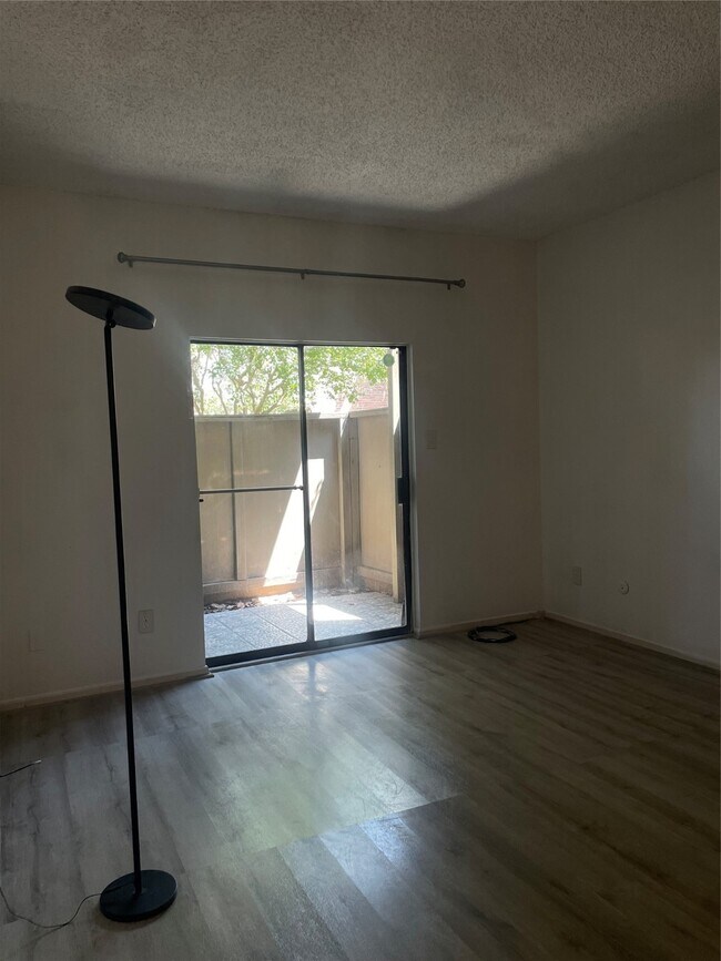 Photo - 10051 Westpark Dr Unidad 263