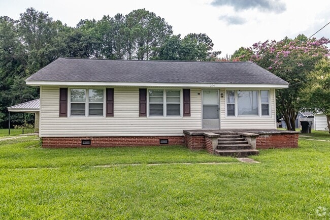Building Photo - ADORABLE Renovated 3 BR | 1 BA Home in Gol...