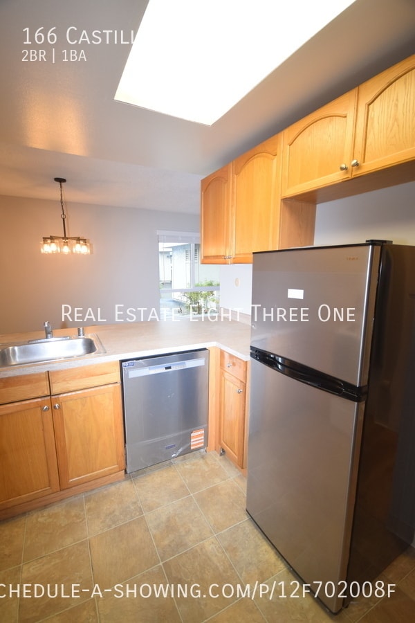 Photo - 166 Castillion Terrace