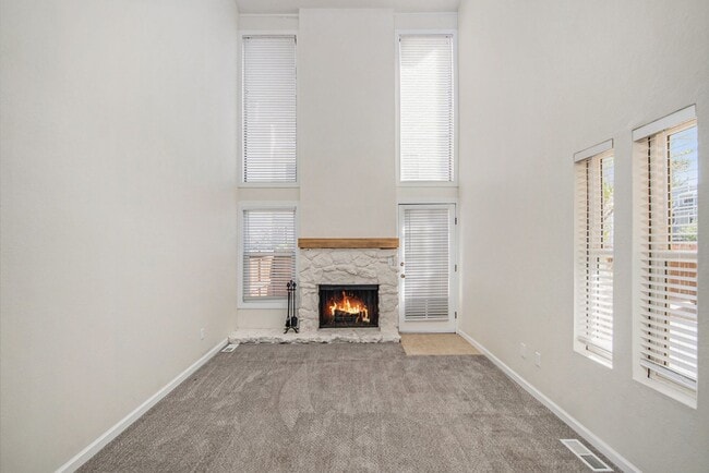 Photo - Spacious 2Bed/3Bath Townhouse in Central Denver