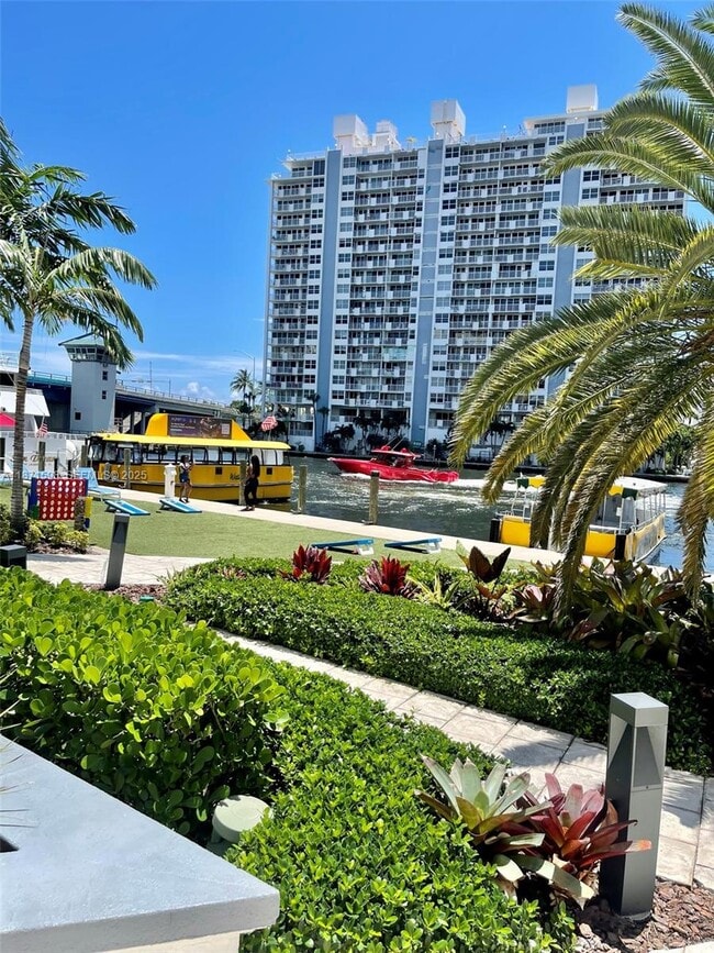 Building Photo - 2670 E Sunrise Blvd Unit 728