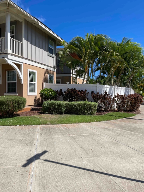 1234 Kamakana St