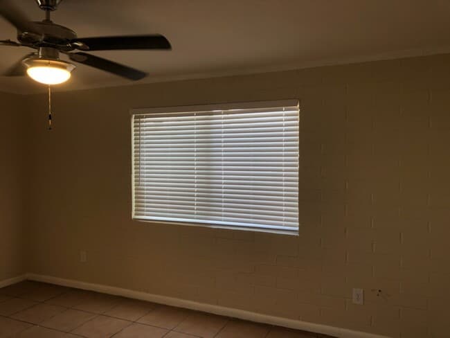 Photo - 2601 E Monte Cristo Ave Unidad 03