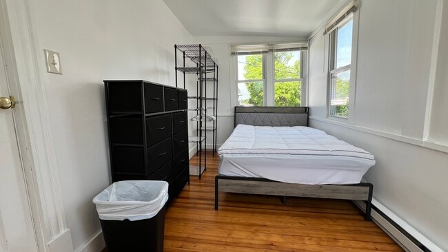 Photo - 24 Chetwynd Rd Unit Apt 2