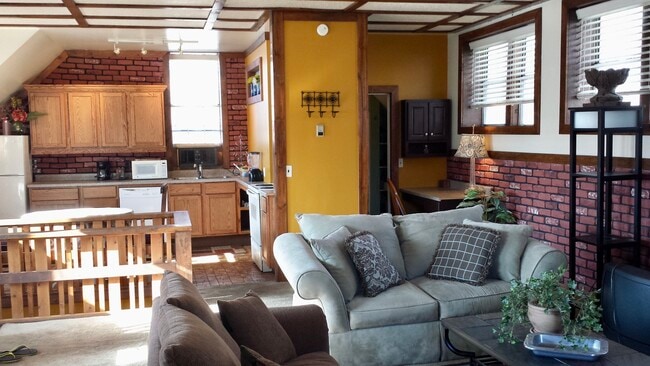 Photo - 1136 E 100 S Unit Carriage House