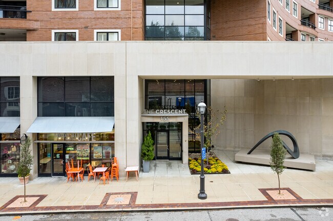 Photo - The Crescent