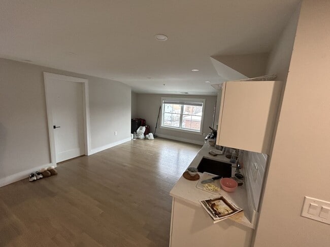 Photo - Discover the ridiculous renovations including a 'metal-object in the...