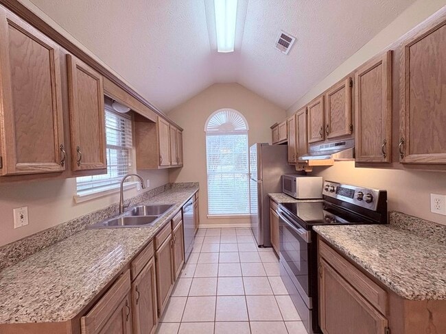 Photo - 3007 Willow Dr