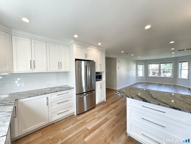 Photo - 18 Catherine St Unit B