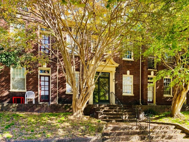 1128 W. Grace St.*
