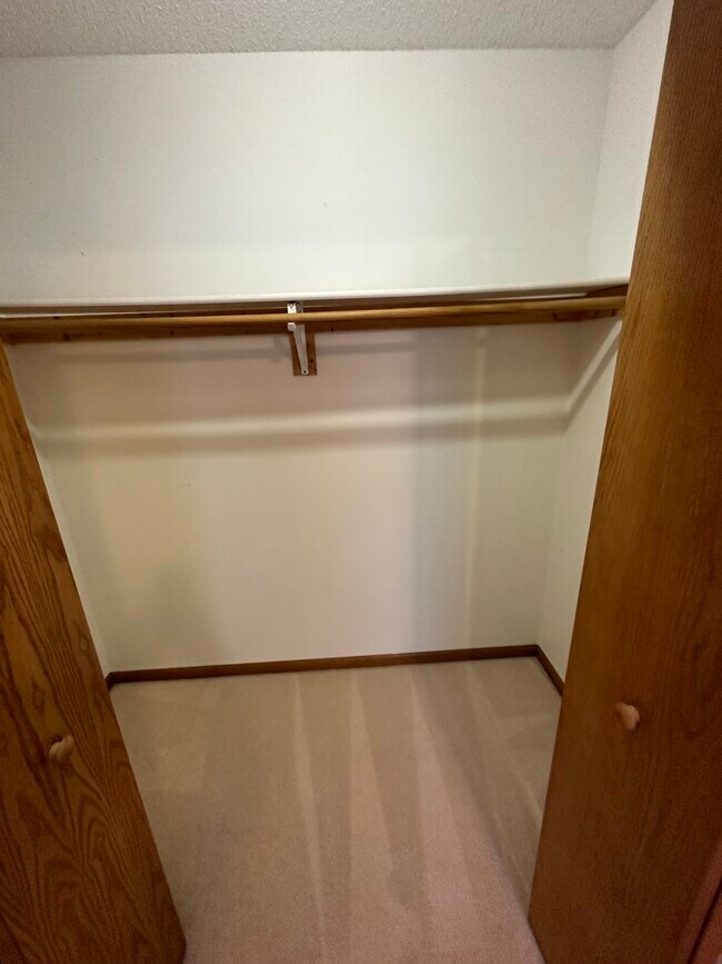 665 Agency Rd Townhome Townhome Rental in Mankato MN