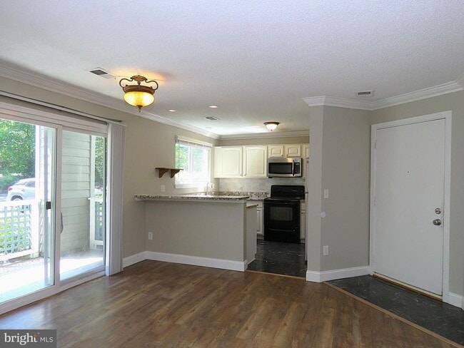 Photo - 11701 Summerchase Cir Unidad A