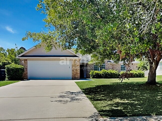 Building Photo - 55 Carlisle Ln