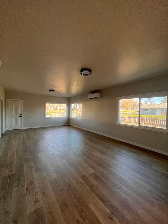 Photo - 315 N 1st St Unit 313 N 1st St