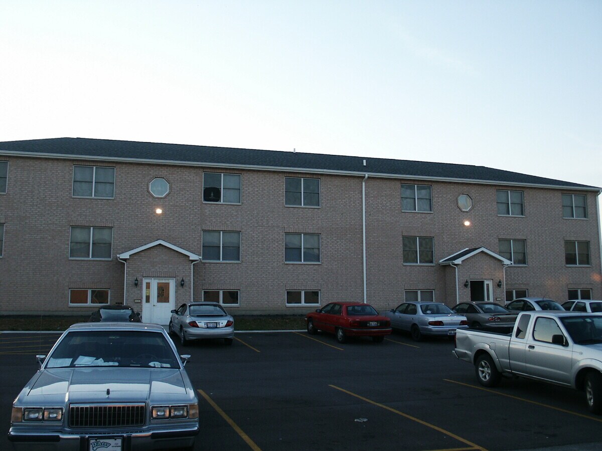 Photo - 2560 E Clark St Apartments Unit 2572