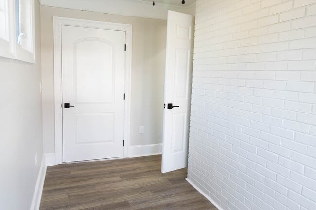 Office/flex space
