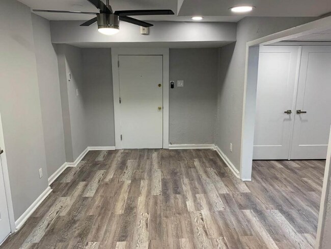 Photo - 49 E Cliveden St Unit 3