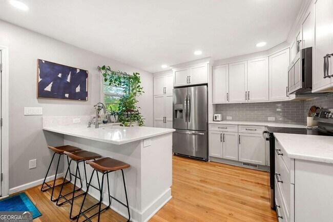 Photo - 811 Whelchel Dr