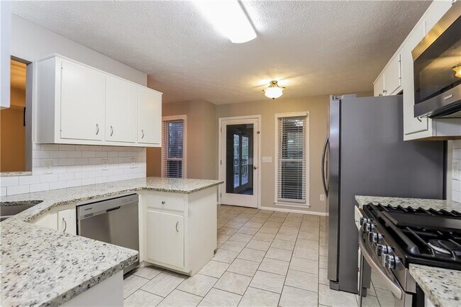 Photo - 2010 Golden Ridge Cir
