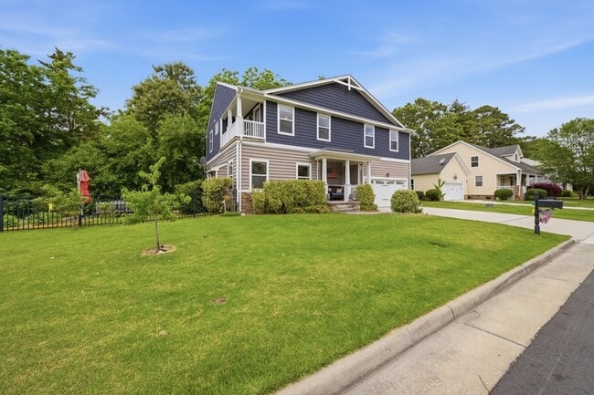 Photo - 431 Shorewood Pl